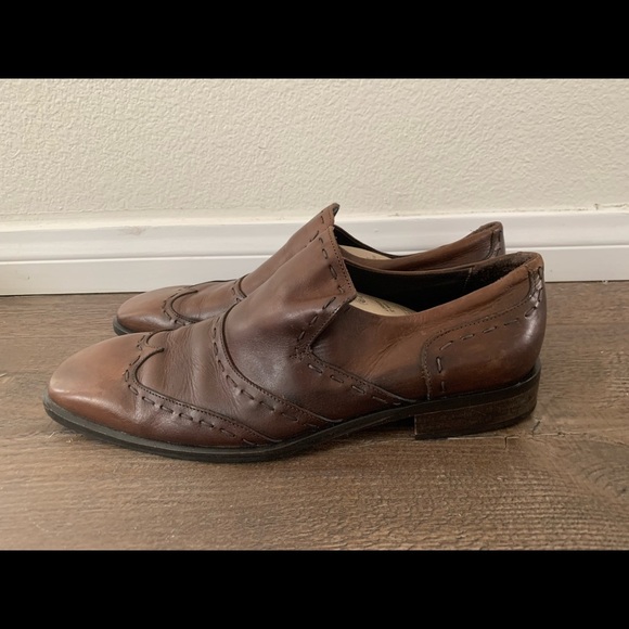 Shoes - Picture 8 of 8